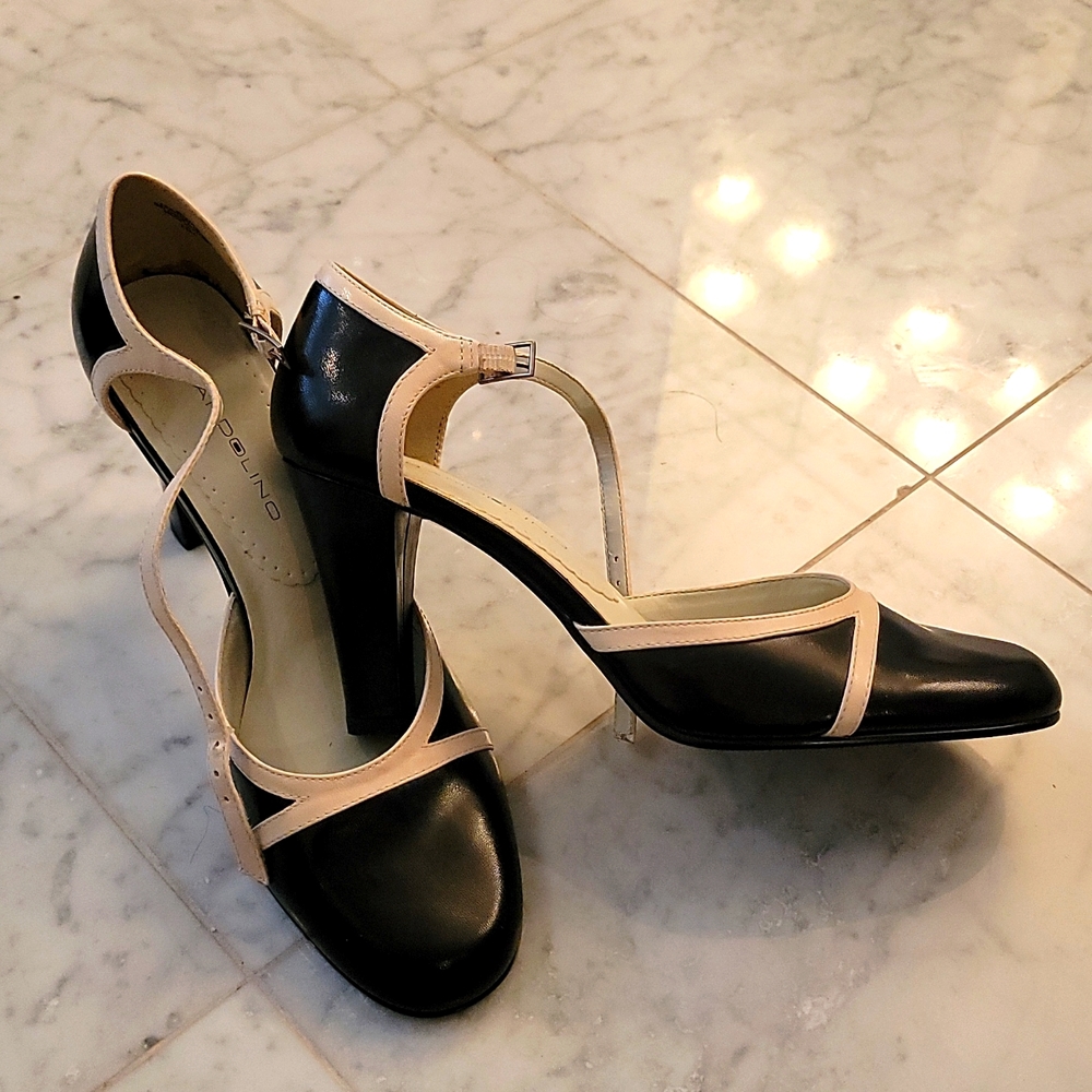 Bandolino Mary Jane Heels | Size 7.5 Wms